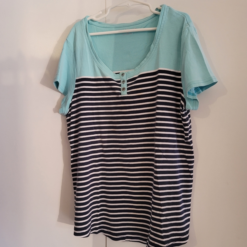 Women's Top